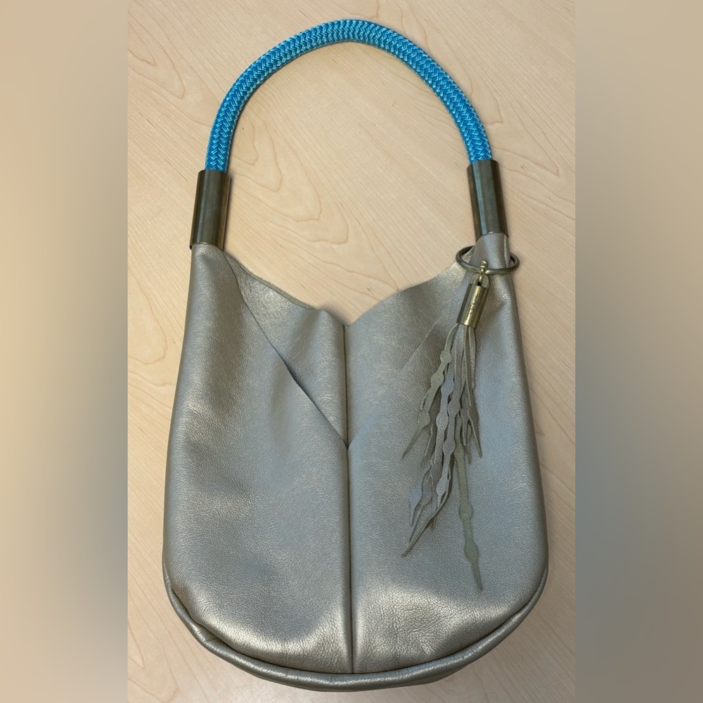 Wildwood Oyster Co Large in limited edition Gold